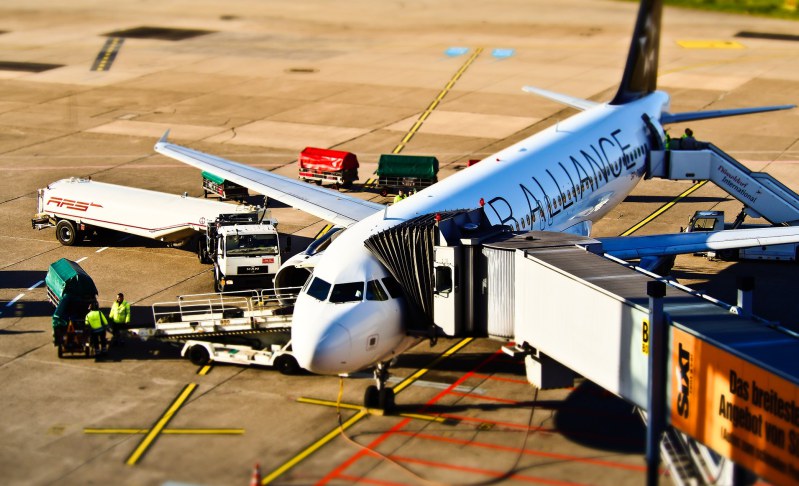 Attesa infinita per i passeggeri del volo VY6138 in partenza da Roma Fiumicino e diretto a Catania